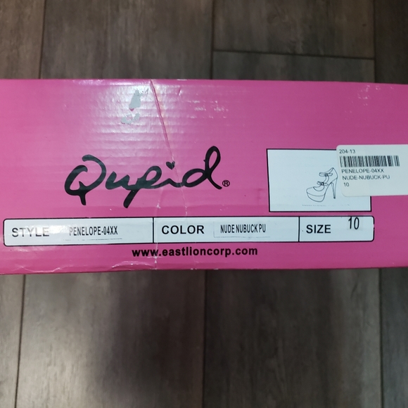 Penelope-04 Nude Suede Platform Heels - Picture 9 of 10